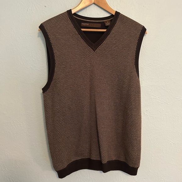 Perry Ellis Brown Sleeveless Sweater Vest Size Medium - Picture 1 of 4